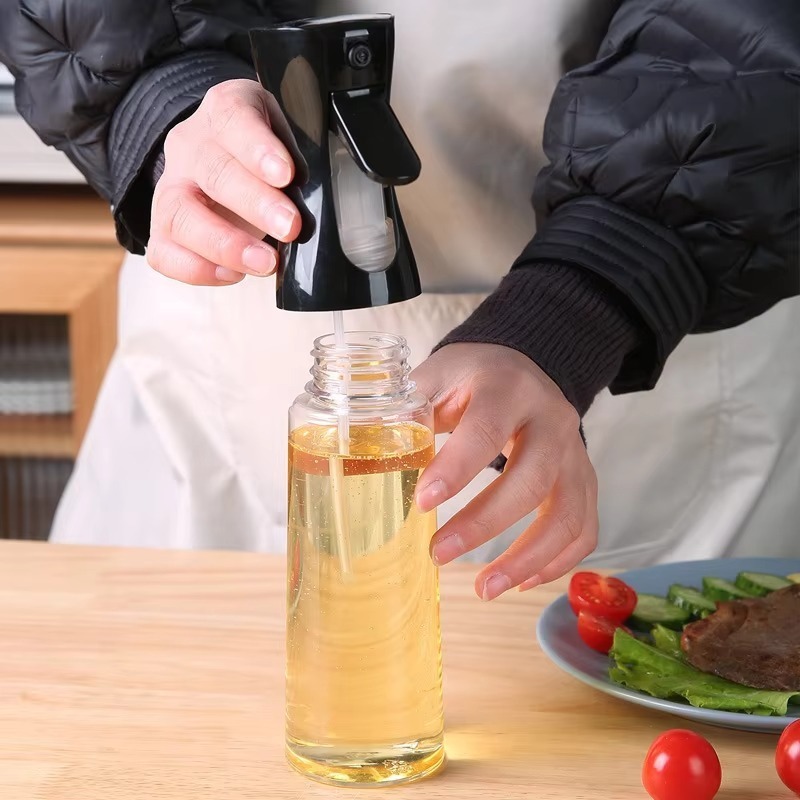 250ml オイルスプレーボトル。キッチンでの調理、オリーブ - Camping Cooking Container のレビューと価格